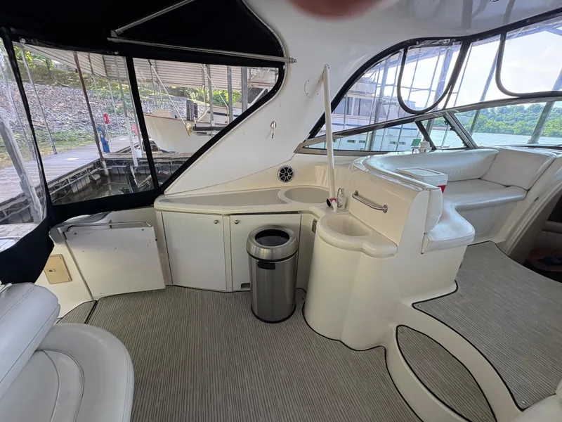 Slide: The Image of Cruisers 4270 Express 2003 - 7