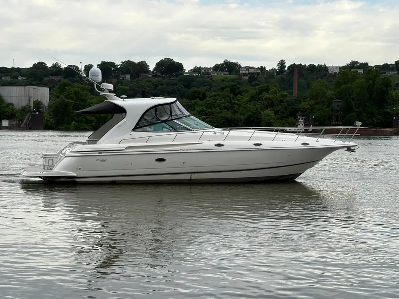 Slide: The Image of Cruisers 4270 Express 2003 - 71