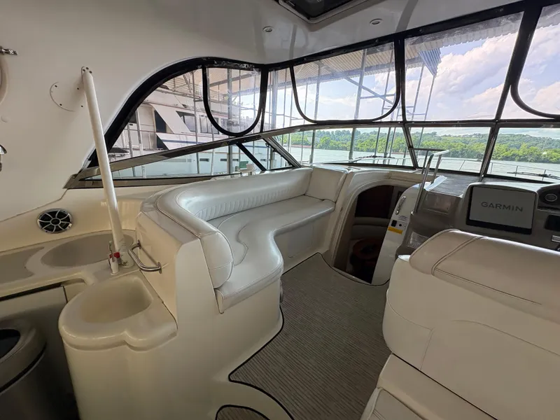 Slide: The Image of Cruisers 4270 Express 2003 - 9