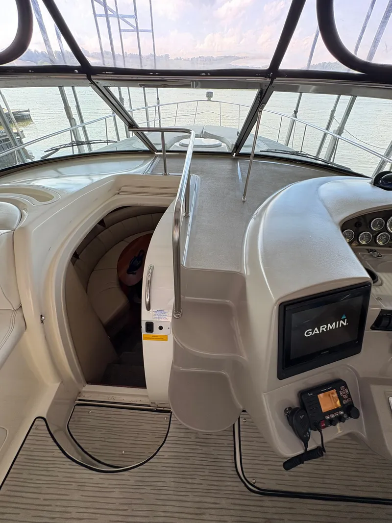 Slide: The Image of Cruisers Yachts 4270 Express 2003 - 13