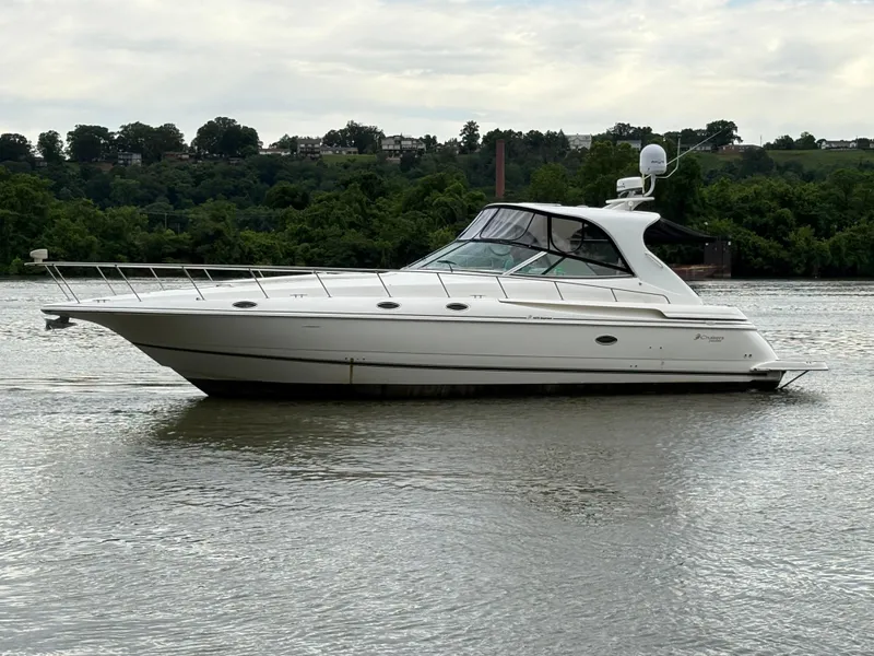 Slide: The Image of Cruisers Yachts 4270 Express 2003 - 4