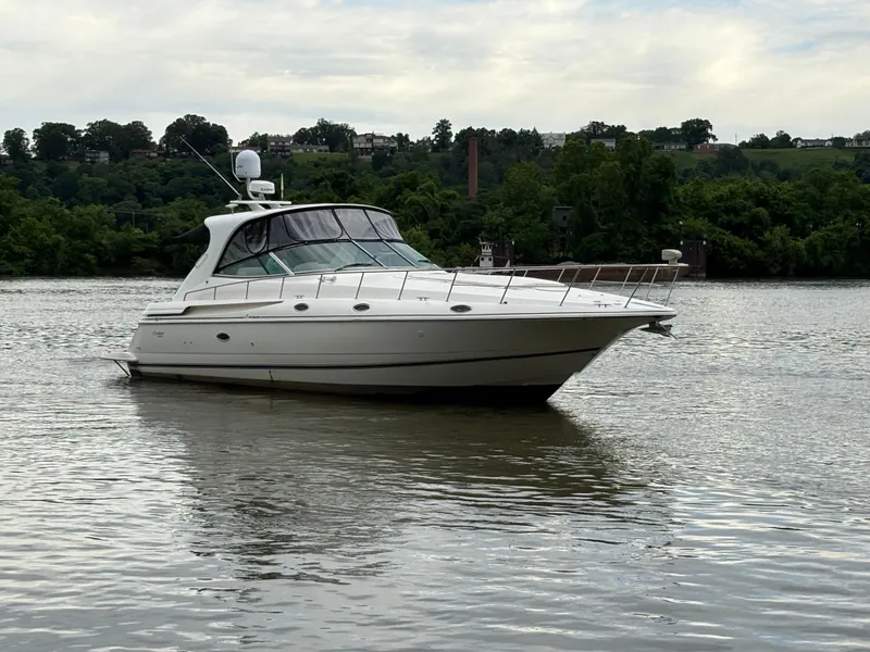 Slide: The Image of Cruisers Yachts 4270 Express 2003 - 73