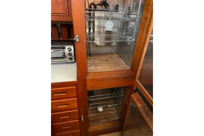 Slide: The Image of 1991 Grand Banks 46 Motoryacht aft cockpit - 11