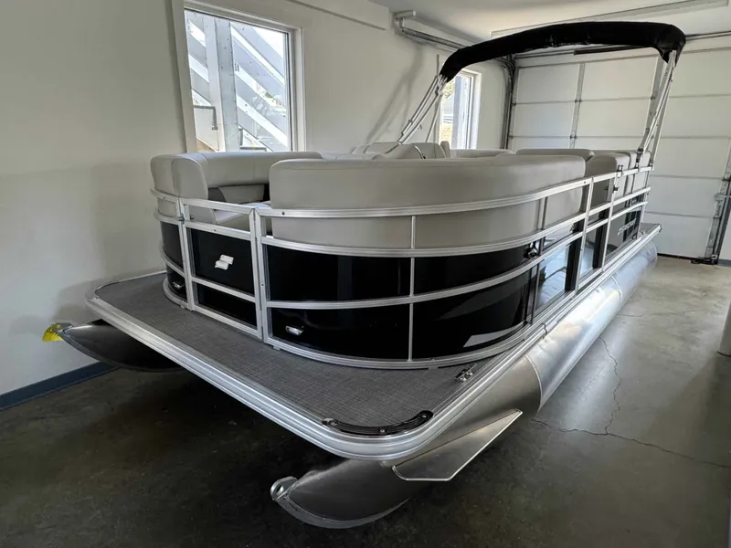 The Image of Starcraft LX 18 R 2026 - 1