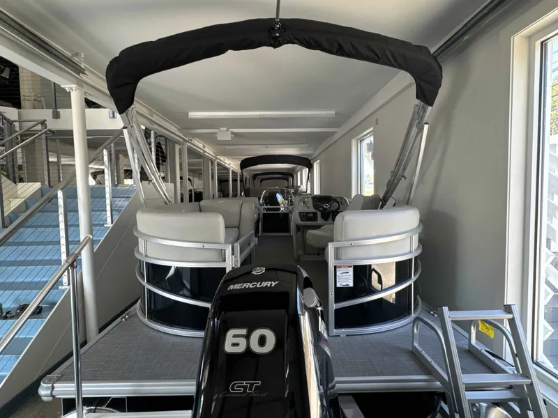 Slide: The Image of Starcraft LX 18 R 2026 - 6