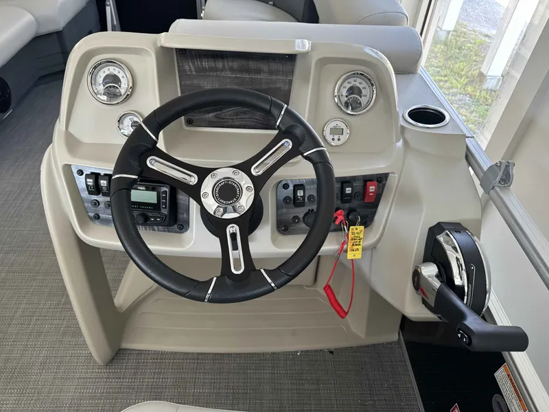 Slide: The Image of Starcraft LX 18 R 2026 - 9