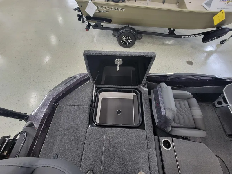 Slide: The Image of Vexus Boats VXs20 2025 - 30