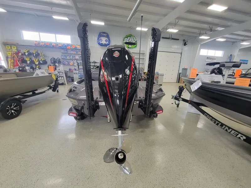 Slide: The Image of Vexus Boats VXs20 2025 - 7