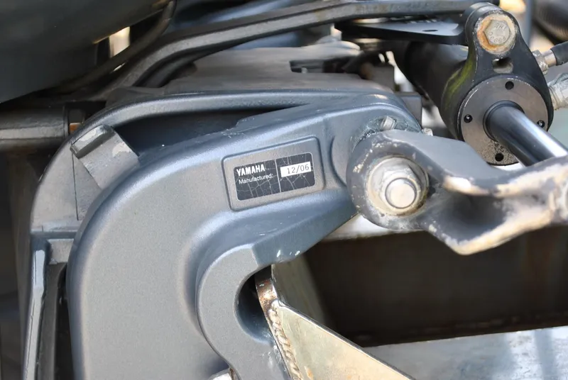 Slide: The Image of Close-up of Yamaha engine component on 1987 Halter 31 Lafitte Skiff. - 4