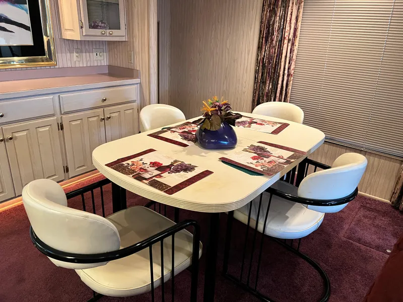 Slide: The Image of Lakeview 79 x 18 Houseboat 1997 - 18