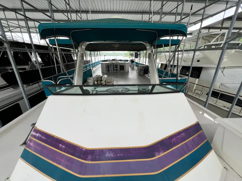 Slide: The Image of Lakeview 79 x 18 Houseboat 1997 - 53