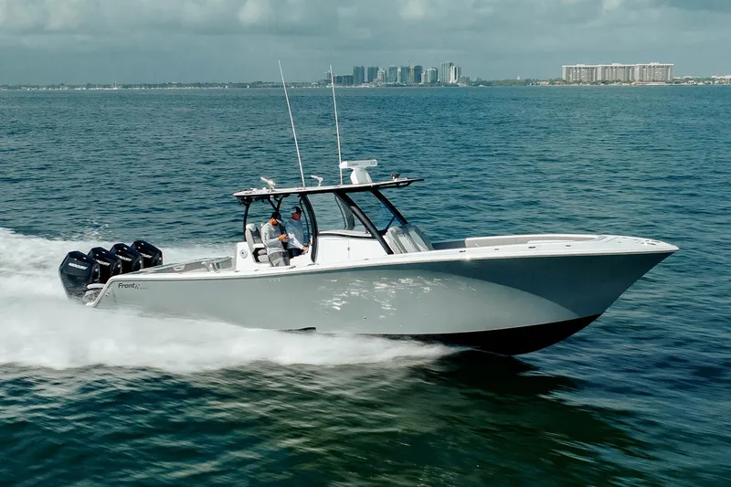 Slide: The Image of 2026 Front Runner 39 Center Console with Garmin and Razor LED lights. - 3