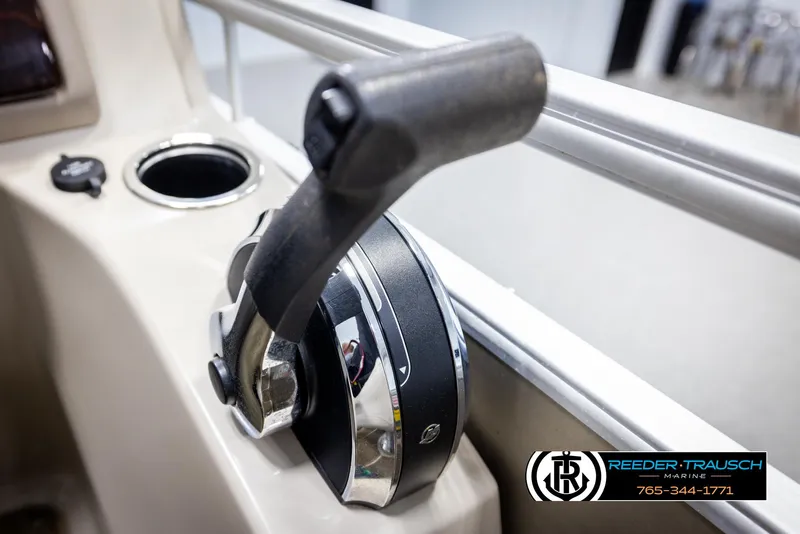 Slide: The Image of Throttle control of a 2013 Bennington 2375 GCW boat, featuring a sleek design. - 39
