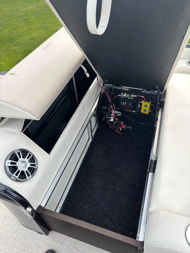 Slide: The Image of 2025 Avalon Catalina Platinum Versatile Rear Lounger 2585 17 - 17