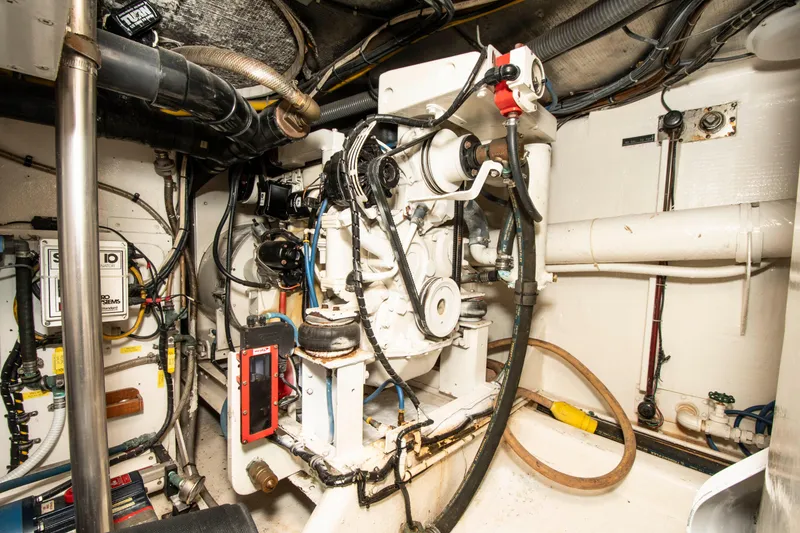 Slide: The Image of Knight & Carver Motoryacht 1988 - 50