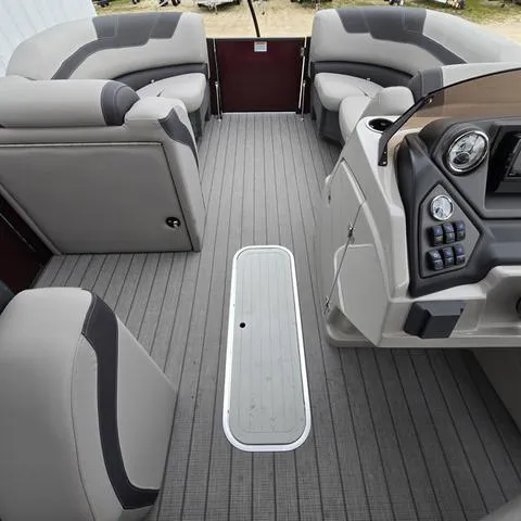 Slide: The Image of Sylvan L-3 DLZ BAR 2024 - 6