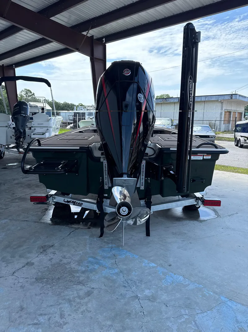 Slide: The Image of Mako 18 Pro Skiff Backwater Edition 2025 - 3