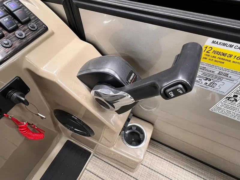 Slide: The Image of Sylvan X3 CLZ DH Mirage Tritoon 2025 - 13