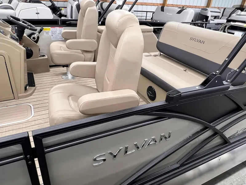 Slide: The Image of Sylvan X3 CLZ DH Mirage Tritoon 2025 - 16