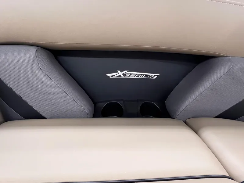 Slide: The Image of Sylvan X3 CLZ DH Mirage Tritoon 2025 - 5