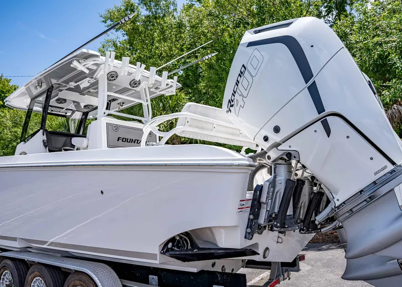 Slide: The Image of Fountain 38 TE 2024 - 10