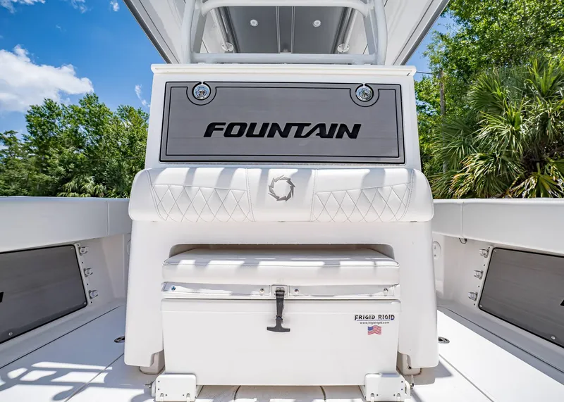 Slide: The Image of Fountain 38 TE 2024 - 17