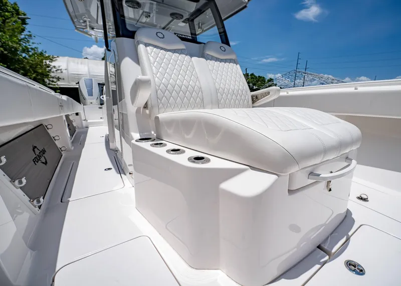 Slide: The Image of Fountain 38 TE 2024 - 46