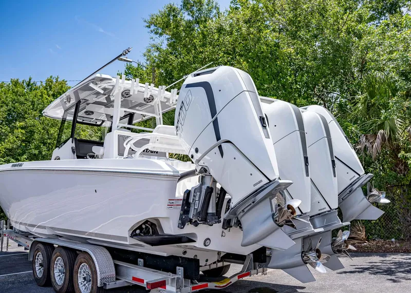 Slide: The Image of Fountain 38 TE 2024 - 9