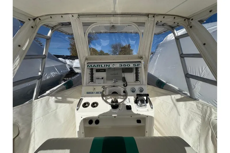 Slide: The Image of Marlon 350 SF 1999 - 18