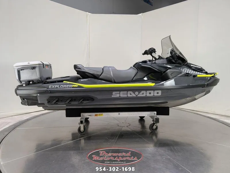 Slide: The Image of Sea-Doo Explorer Pro® 170 2025 - 0