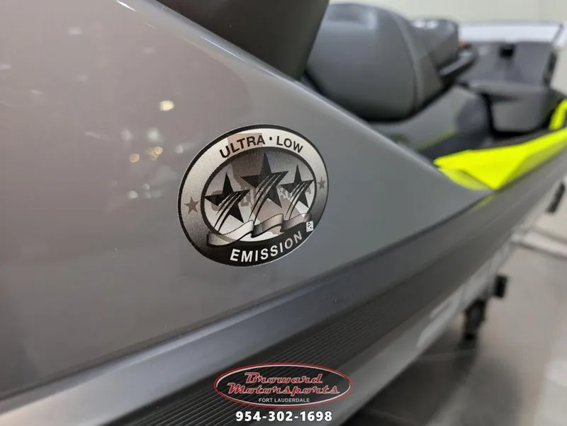 Slide: The Image of Sea-Doo Explorer Pro® 170 2025 - 15