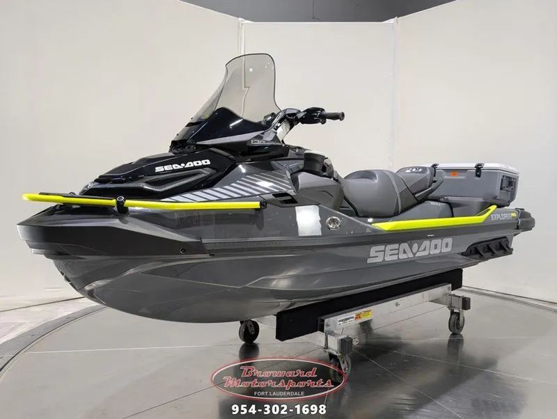 Slide: The Image of Sea-Doo Explorer Pro® 170 2025 - 3