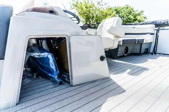 Slide: The Image of Starcraft EXS 1 2025 - 12