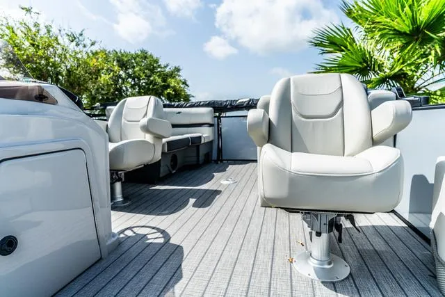 Slide: The Image of Starcraft EXS 1 2025 - 16