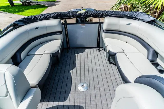 Slide: The Image of Starcraft EXS 1 2025 - 18