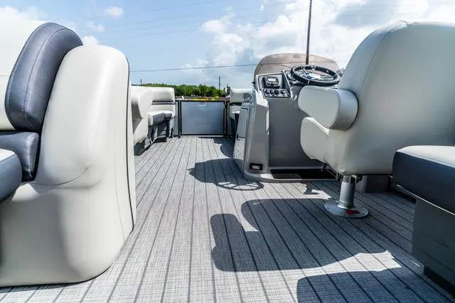 Slide: The Image of Starcraft EXS 1 2025 - 7