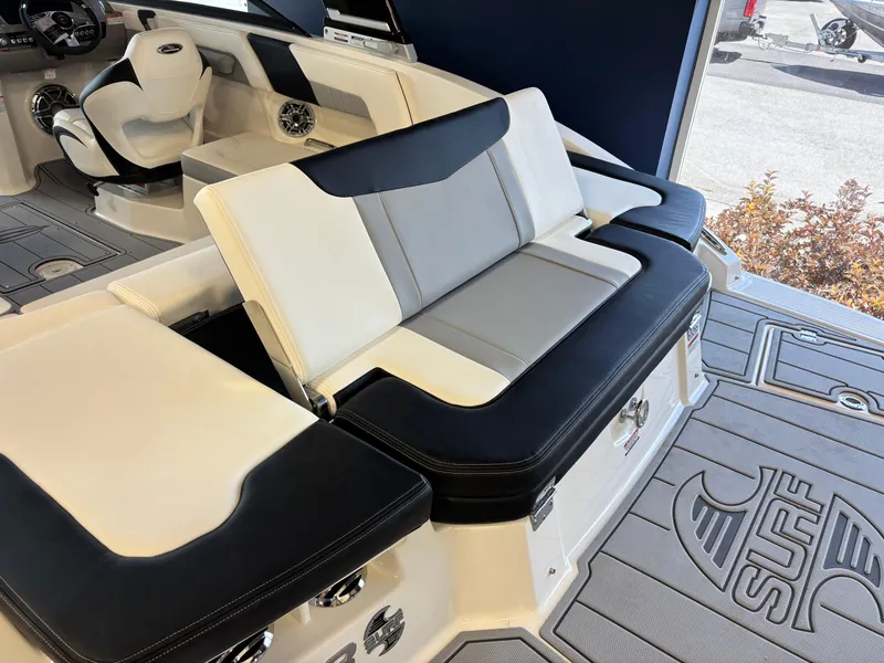 Slide: The Image of Chaparral 23 Surf 2025 - 8