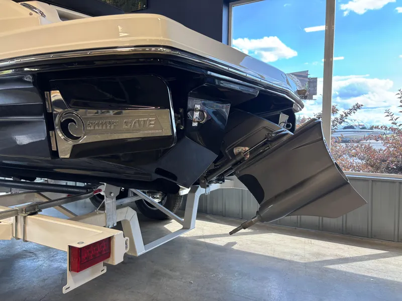 Slide: The Image of Chaparral 23 Surf 2025 - 9