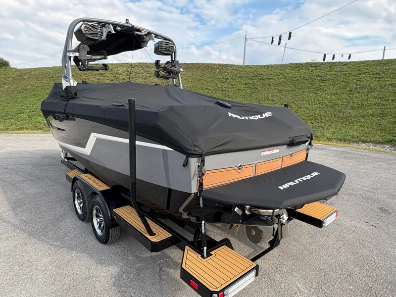 Slide: The Image of Nautique GS24 2026 - 108