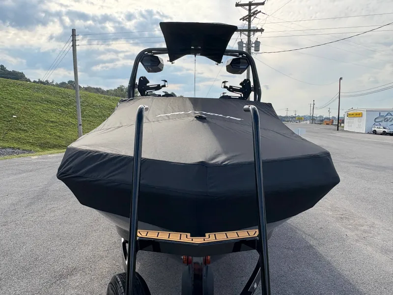 Slide: The Image of Nautique GS24 2026 - 112