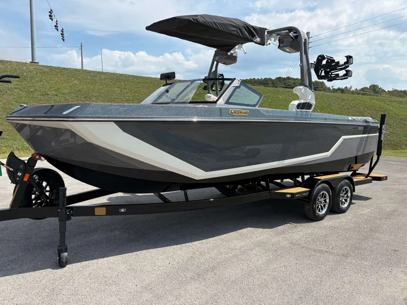 Slide: The Image of Nautique GS24 2026 - 73
