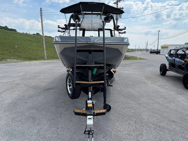 Slide: The Image of Nautique GS24 2026 - 81