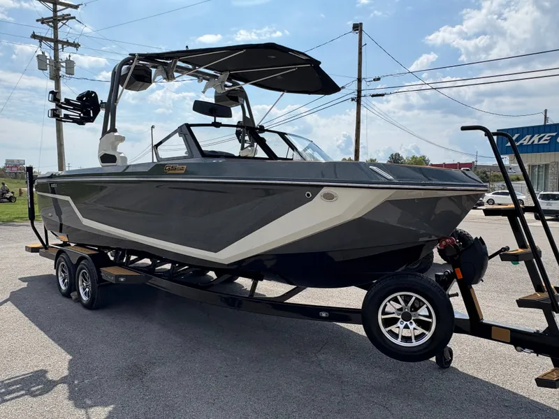 Slide: The Image of Nautique GS24 2026 - 89