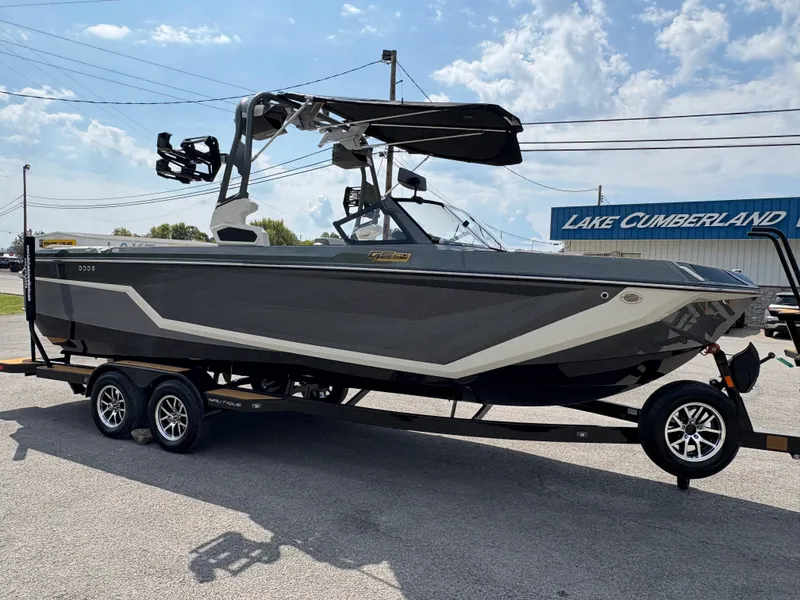 Slide: The Image of Nautique GS24 2026 - 90