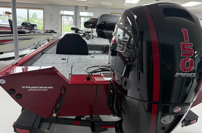 Slide: The Image of 2025 Tracker Pro Team 195 Tournament Edition boat with Mercury 150 Pro XS engine. - 3
