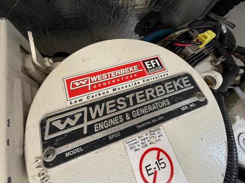 Slide: The Image of Westerbeke generator in a 2018 Jeanneau NC 895 boat, featuring low carbon monoxide emissions. - 34