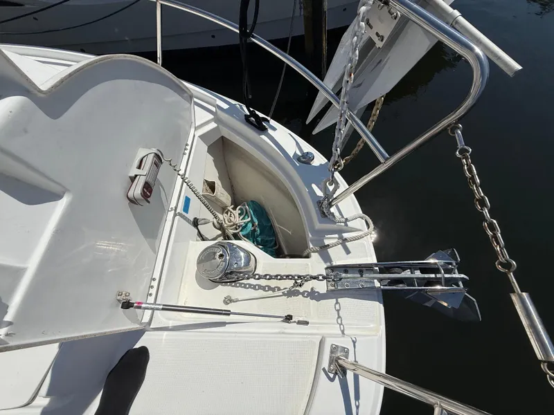 Slide: The Image of 2018 Jeanneau NC 895 boat anchor system with chain and storage compartment. - 7
