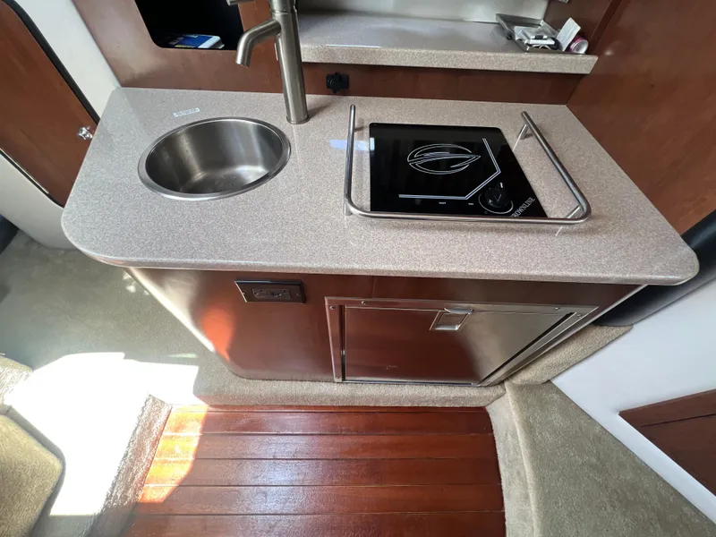 Slide: The Image of Crownline Boats 294 CR 2017 - 50