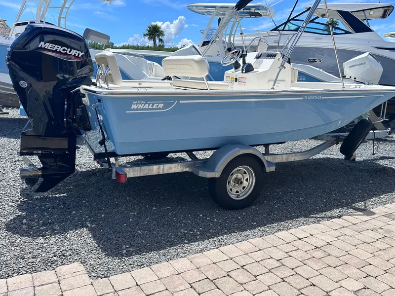 Slide: The Image of Boston Whaler 170 Montauk 2026 - 2