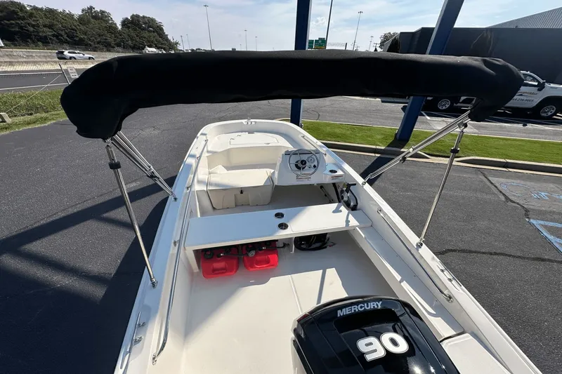 Slide: The Image of Boston Whaler 160 Super Sport 2026 - 6